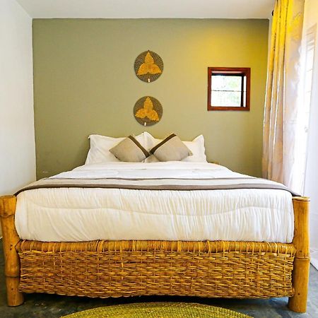 Mbugwe Lodge Аруша Экстерьер фото